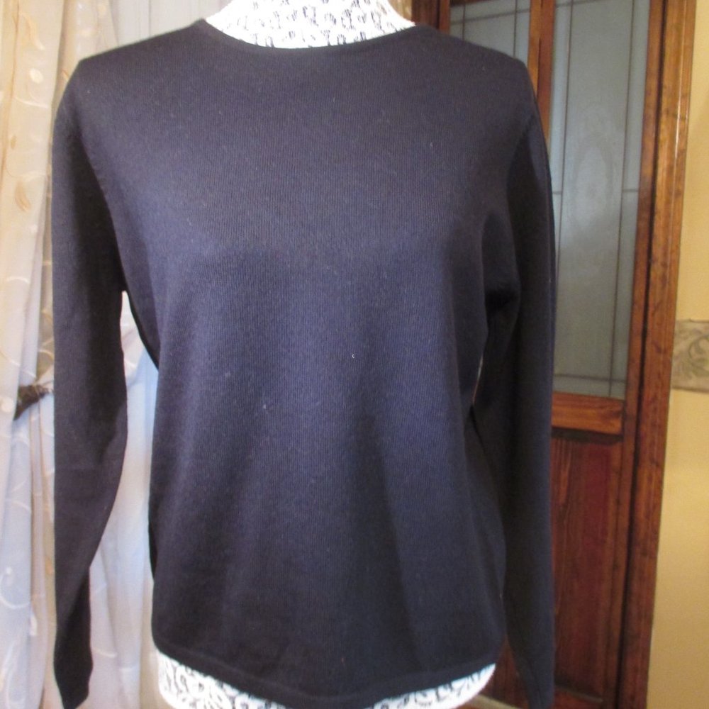 Charter Club Classics/Woman's/100% Merino Wool/Black/Long Sleeve/L